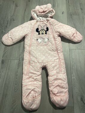 Disney Minnie mouse plush baby pink footie bunting puffer snowsuit 12-18 months